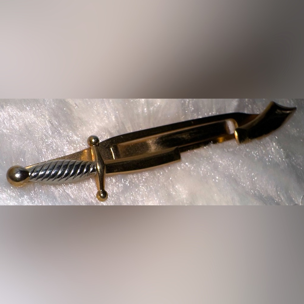 Swank Scimitar Gold Tie Bar